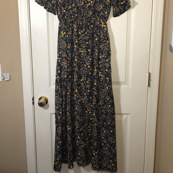 Hayden Los Angeles Floral Dress - Picture 2 of 10